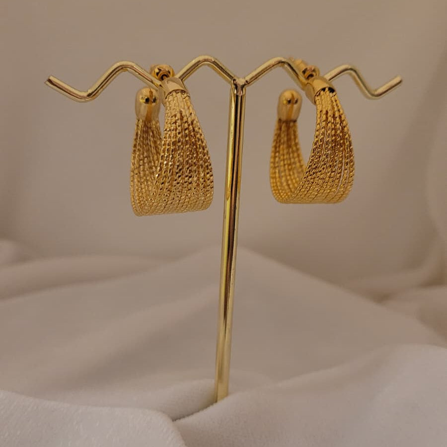 Open Golden Hoops