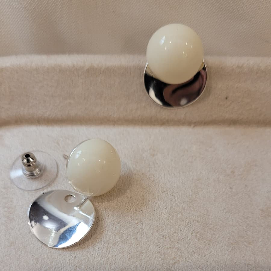 2-in-1 Cream & Silver Versatile Studs