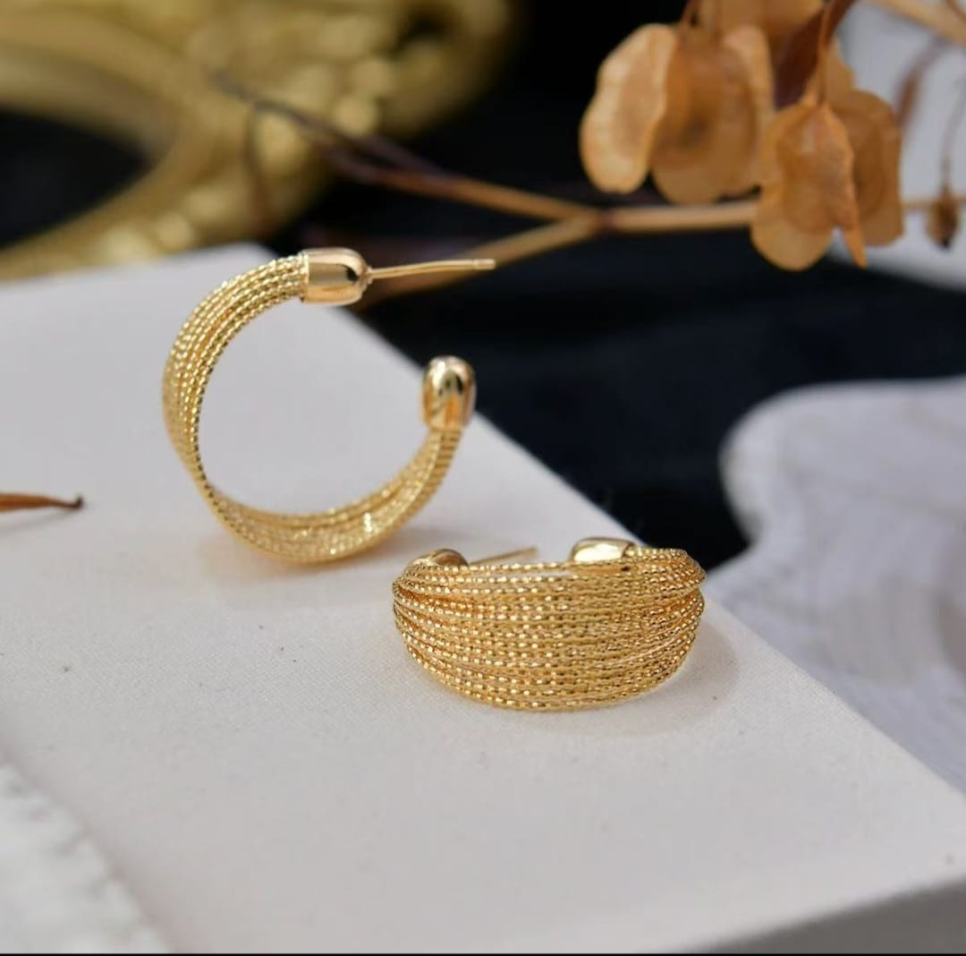 Open Golden Hoops