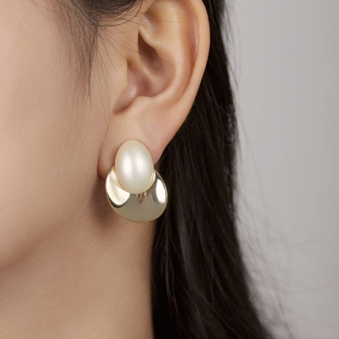 Matte Gold & Pearl Studs